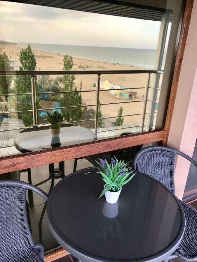 Золотий Лев Hotel Zatoka Exterior photo